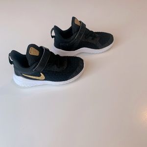 Boys nike shoes